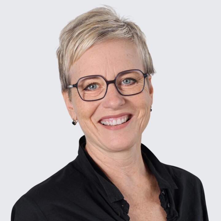 Alessandra Stettler – Responsable de l'organisation des cours d'allemand extensif et dans les communes