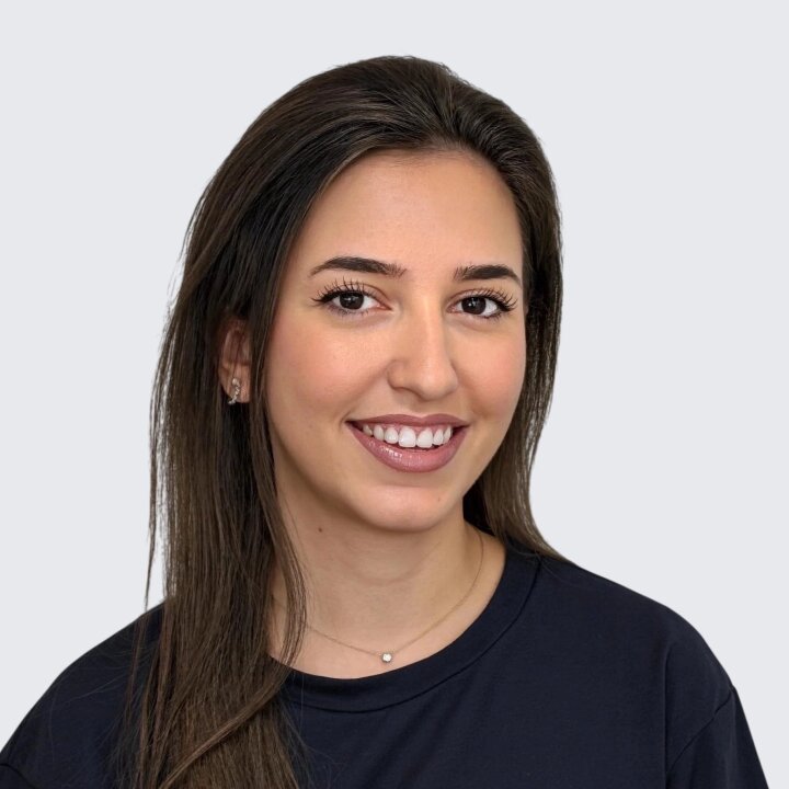 Melisa Azizi – Coordination des cours de base et d'intégration, examens